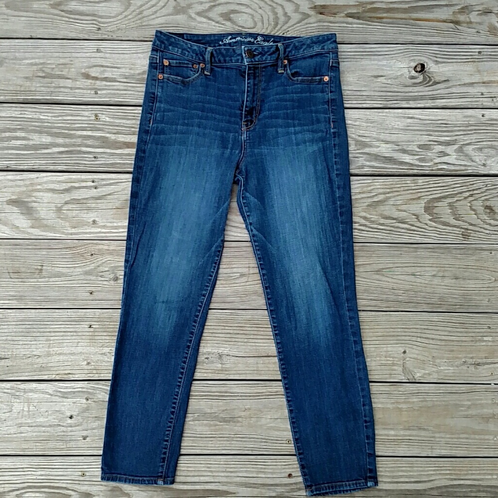 American Eagle High Rise Jeans